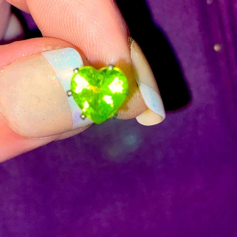 heart shaped peridot silver studs
